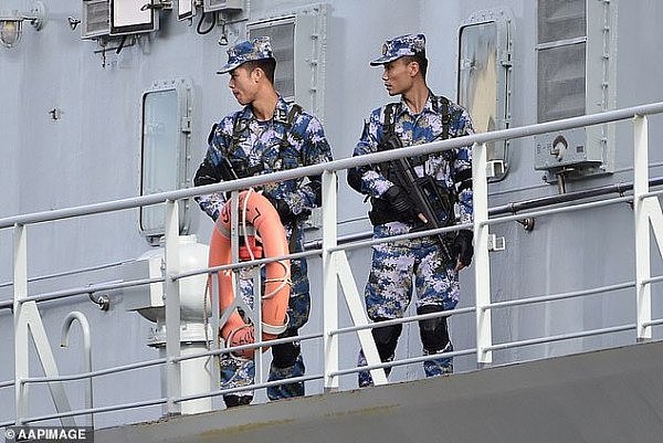 中国海军在悉尼买奶粉被指“执行走私任务”！中方斥：船员就不能给家人买礼物？（组图） - 5