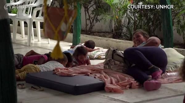 安吉丽娜·朱莉看望委内瑞拉难民：他们的处境关乎生死