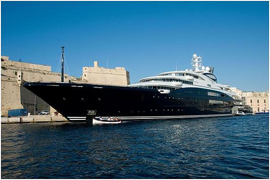 身价31亿的世界最贵名画下落曝光 疑似在沙特王储超级游艇上