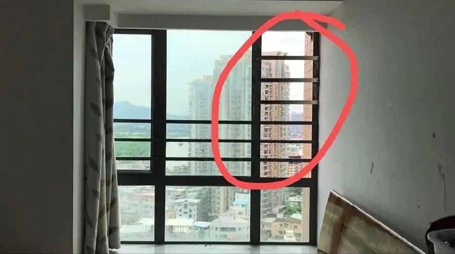 视频惊悚！整副玻璃窗从20楼坠落，正砸中6岁男童头部！（视频/组图） - 8