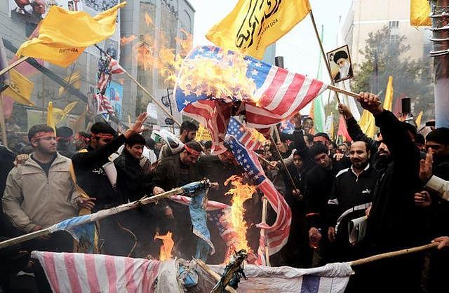 特朗普：我一上任，伊朗就不喊“美国去死”了！却遭美媒火速打脸