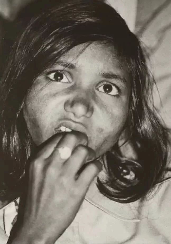 从土匪女王到国会议员：16岁遭轮奸后，她屠村复仇，却得到全印度人拥戴（组图） - 7