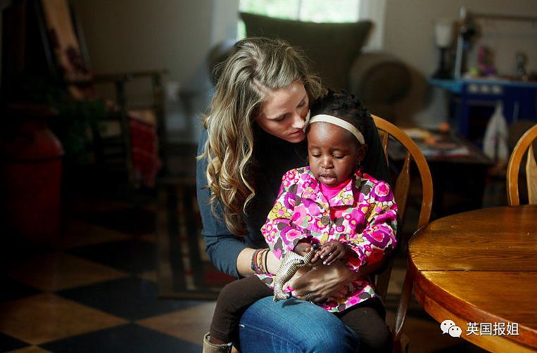 19岁美国“圣母”：扎根非洲十几年，救死了100个孩子…（组图） - 9