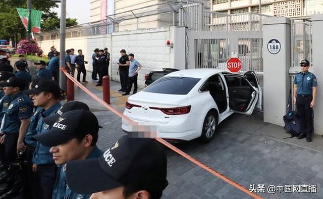 韩男子驾车冲撞美驻韩大使馆 车内发现20个瓦斯罐