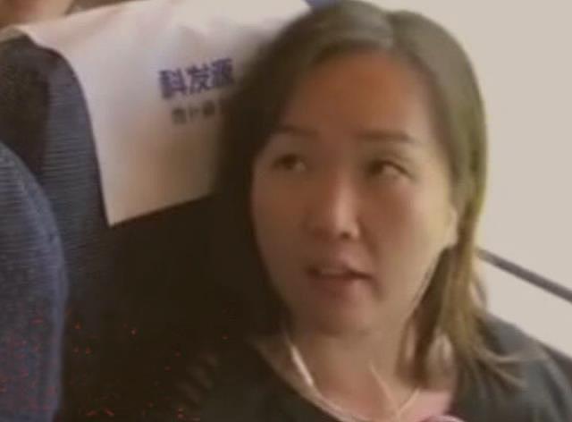 当年被外国人耻笑的中国高铁“霸座女”，如今工作生活如何？（组图） - 3