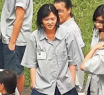 心酸！华人美女明星自曝入狱生活 洗澡被偷看，嫁小15岁出租司机被骂到崩溃（组图） - 2