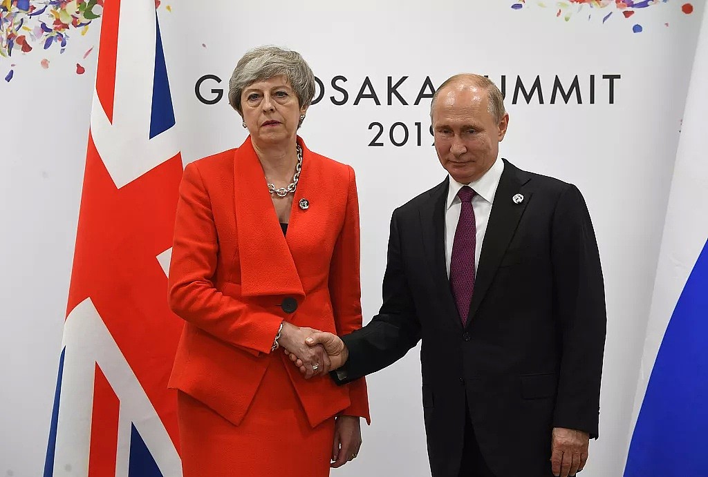 梅姨与普京握手无表情 媒体盘点G20峰会尴尬瞬间（组图） - 5