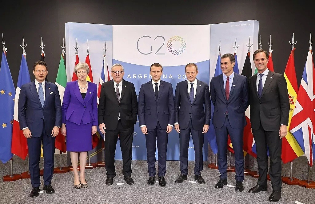 梅姨与普京握手无表情 媒体盘点G20峰会尴尬瞬间（组图） - 6
