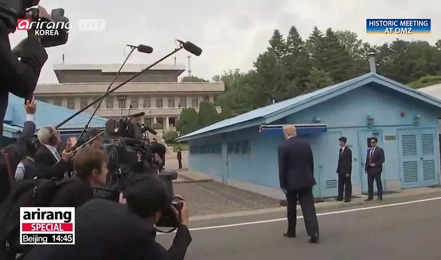 史无前例！特朗普进入朝鲜握手金正恩，现场邀请金正恩去白宫（组图） - 19