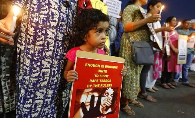 强奸文化为何如此盛行：印度3岁女童日托所被14岁少年性侵