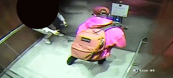 太吓人了！多伦多35岁女子电梯内遭背包男暴力袭击，并称有手枪（组图） - 5