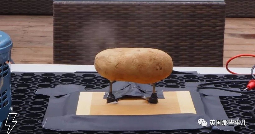 沙雕小哥脑洞出63种吃土豆的方法… 求求你放过土豆吧！！（组图） - 123