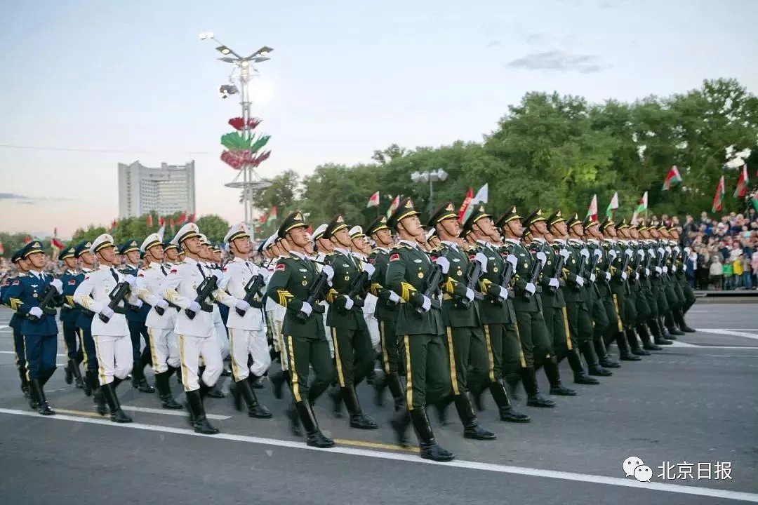 “向前看！” 这个国家的阅兵仪式上，喊出中文口号（视频/组图） - 15