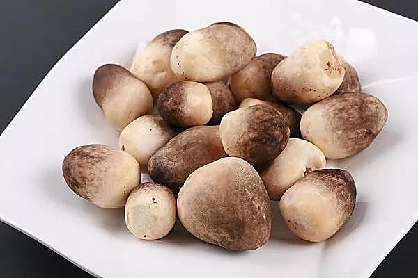 卫生局警告：致命死亡蘑菇在温哥华迅速蔓延！长得像华人爱吃的草菇...（组图） - 4