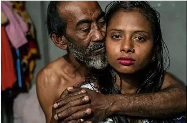 “我17岁，做妓女7年”！走进孟加拉雏妓：药物催熟10岁少女，9块钱做一次（组图） - 5