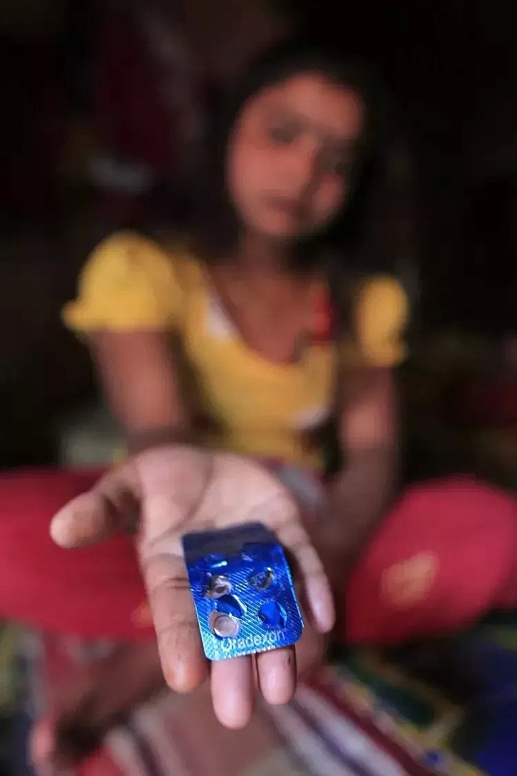 “我17岁，做妓女7年”！走进孟加拉雏妓：药物催熟10岁少女，9块钱做一次（组图） - 8