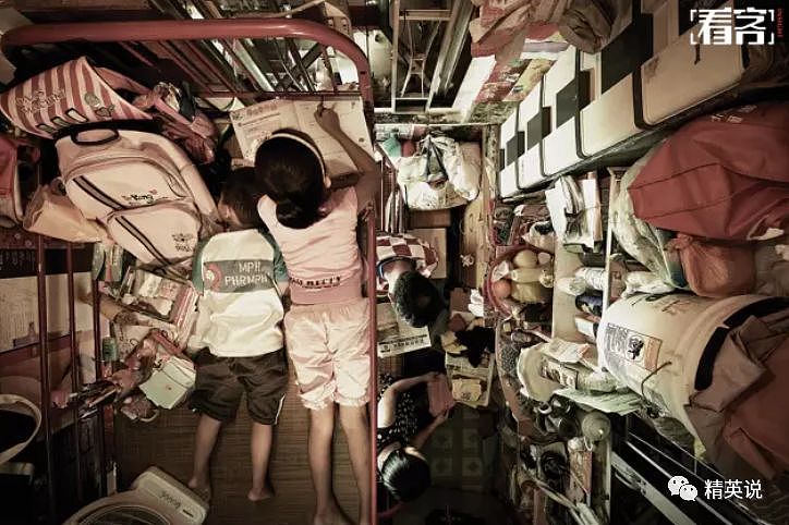 “我还没死，就住进了‘棺材’”实拍香港穷人住所，蜗居的生活有多心酸？（组图） - 3