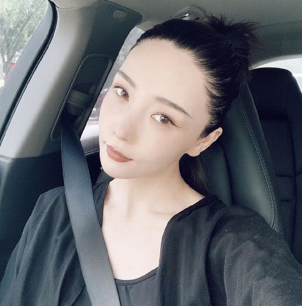 19岁懵懂嫁给高晓松，生女儿后被抛弃，如今女神范十足身价过亿（组图） - 14