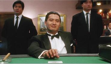 他的神秘千术名震赌坛，曾纵横赌场一夜赢550万，如今却因“出千”露馅被剁双腿！（组图） - 1
