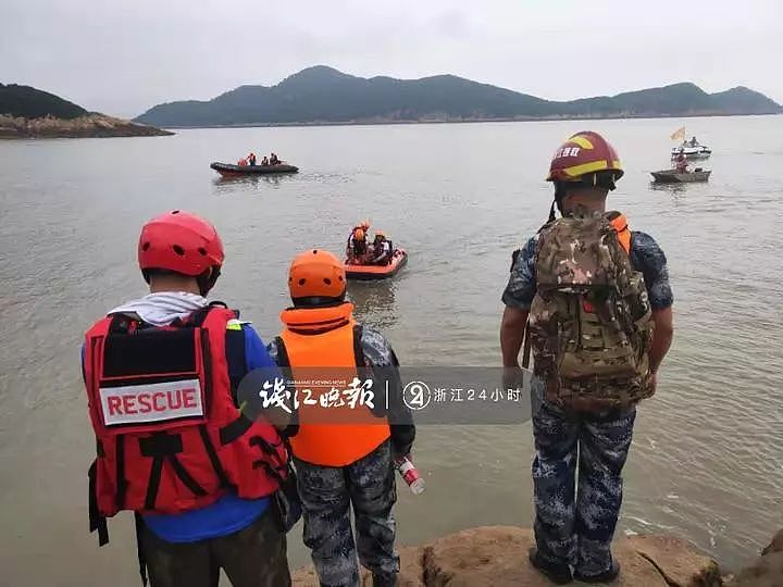 搜救第三天！失联女孩父亲对着大海呼喊女儿名字,“他们说，这样孩子就会回来！”（组图） - 1