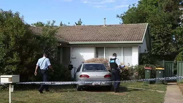 澳洲老夫妇在家中遇袭，一死一伤，喉咙被咬断！凶手竟然是家中的宠物狗.... - 19