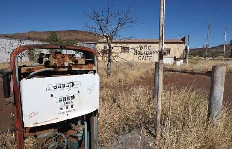 作大死！澳洲鬼城已杀死2000人，游客还纷至沓来，4万澳洲人还在威胁之下（组图） - 27