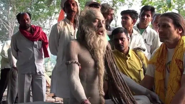 印度90岁瑜伽大师，声称77年从不进食，直到被人偷偷装了监控...（组图） - 2