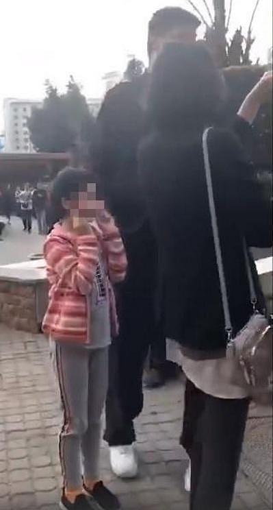姚明一家三口逛迪拜，8岁女儿身高成话题，8年时间长了20年的身高（组图） - 6