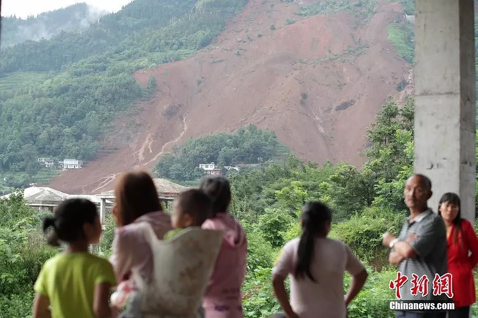 贵州六盘水发生山体滑坡已致20人死亡 失联25人（视频/组图） - 5