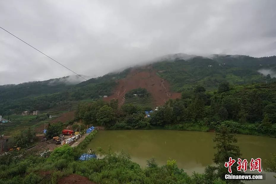 贵州六盘水发生山体滑坡已致20人死亡 失联25人（视频/组图） - 6