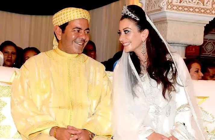 曾为美貌王妃废除一夫多妻制的摩洛哥国王官宣离婚：童话里都是骗人的？（组图） - 23