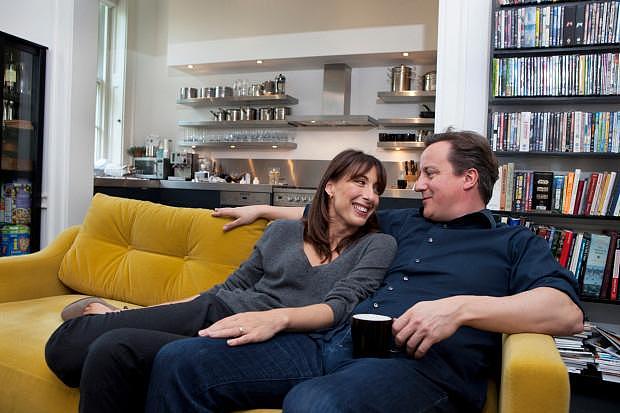 英国新首相和女友搬进大房子，把财政大臣一家六口挤到小公寓