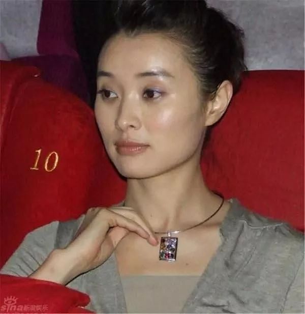 陈建斌与她同居几年，转身却娶了蒋勤勤，知情人透露不敢信的实情（组图） - 8
