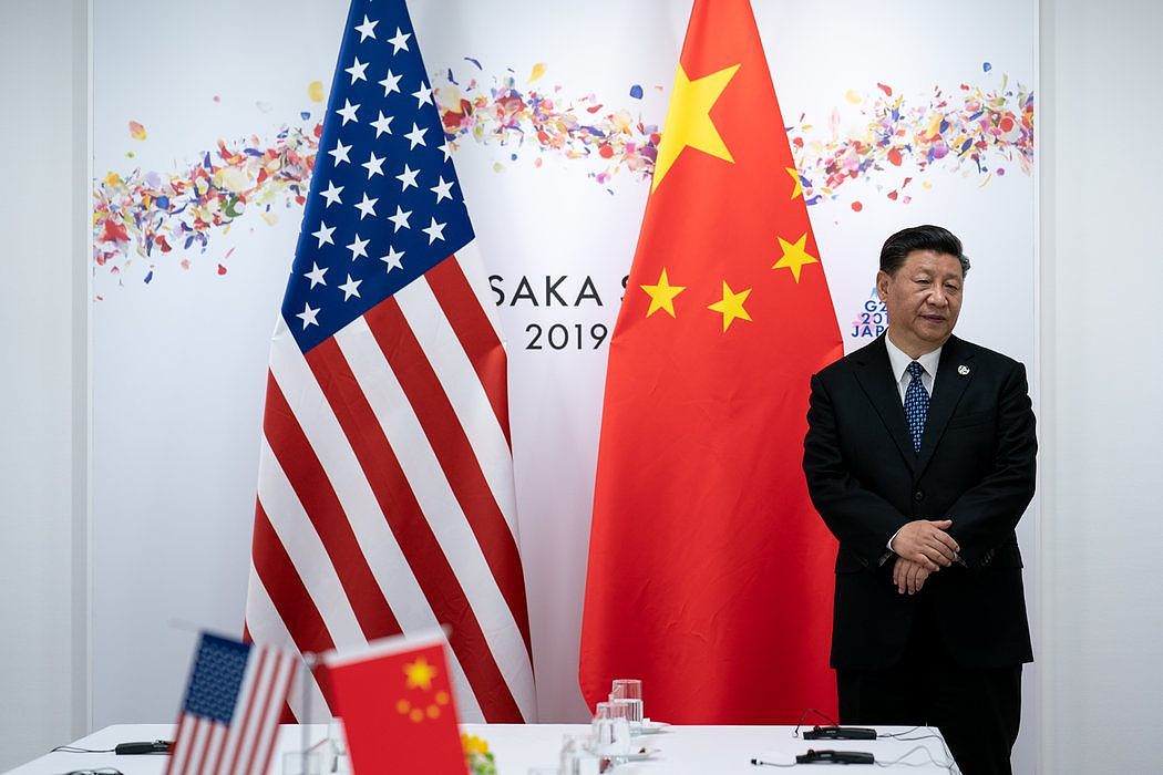 中国国家主席习近平。他在等待特朗普总统出席G20峰会中的一场会议。