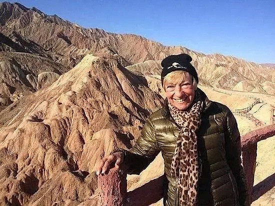 78岁奶奶自驾两年游遍58个国家，却差点在中国吃闭门羹？（组图） - 6