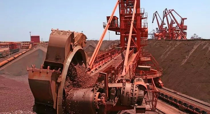 澳股行情 | 铁矿石巨头力拓上半年业绩强劲 中期股息高达35亿澳元 - 1