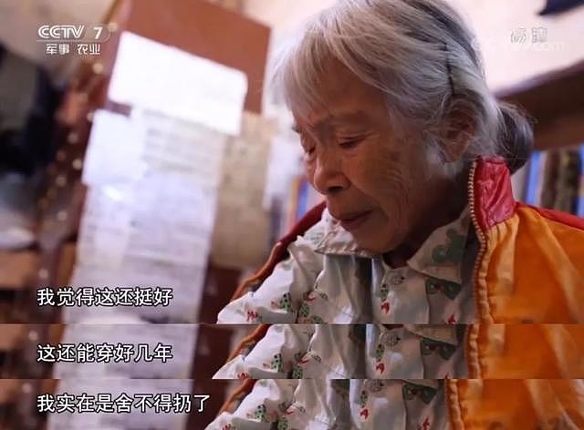 中国女伞兵传奇一生：14岁参军，85岁捐光1000万，如今含泪归乡