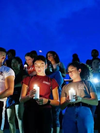 20人死26伤的沃尔玛枪击案，牵出了美国最大的互联网臭水沟（组图） - 28