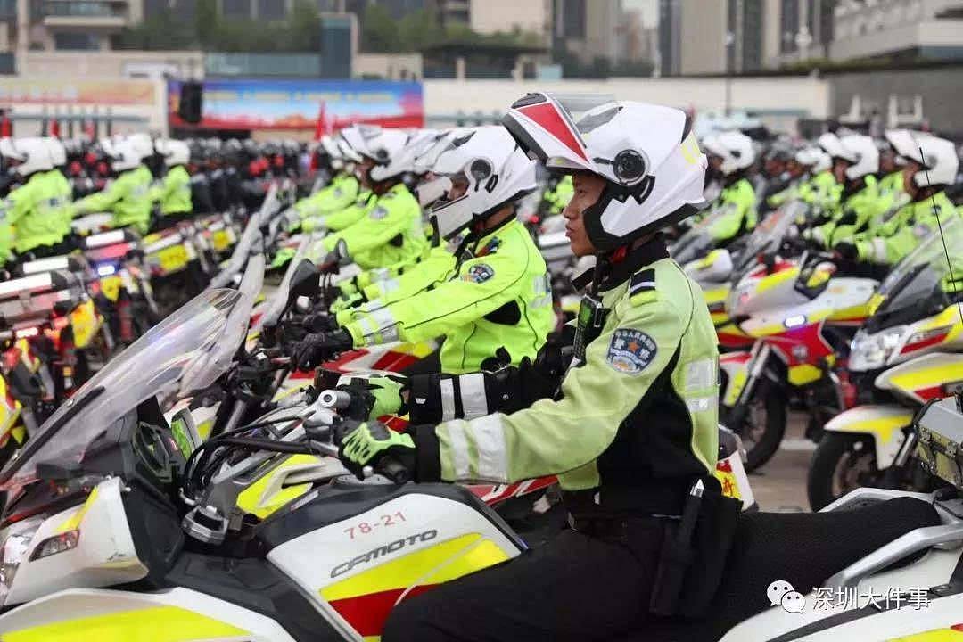 深圳上万警力集结练兵，海陆空都来了，面对袭警暴徒绝不手软（组图） - 22