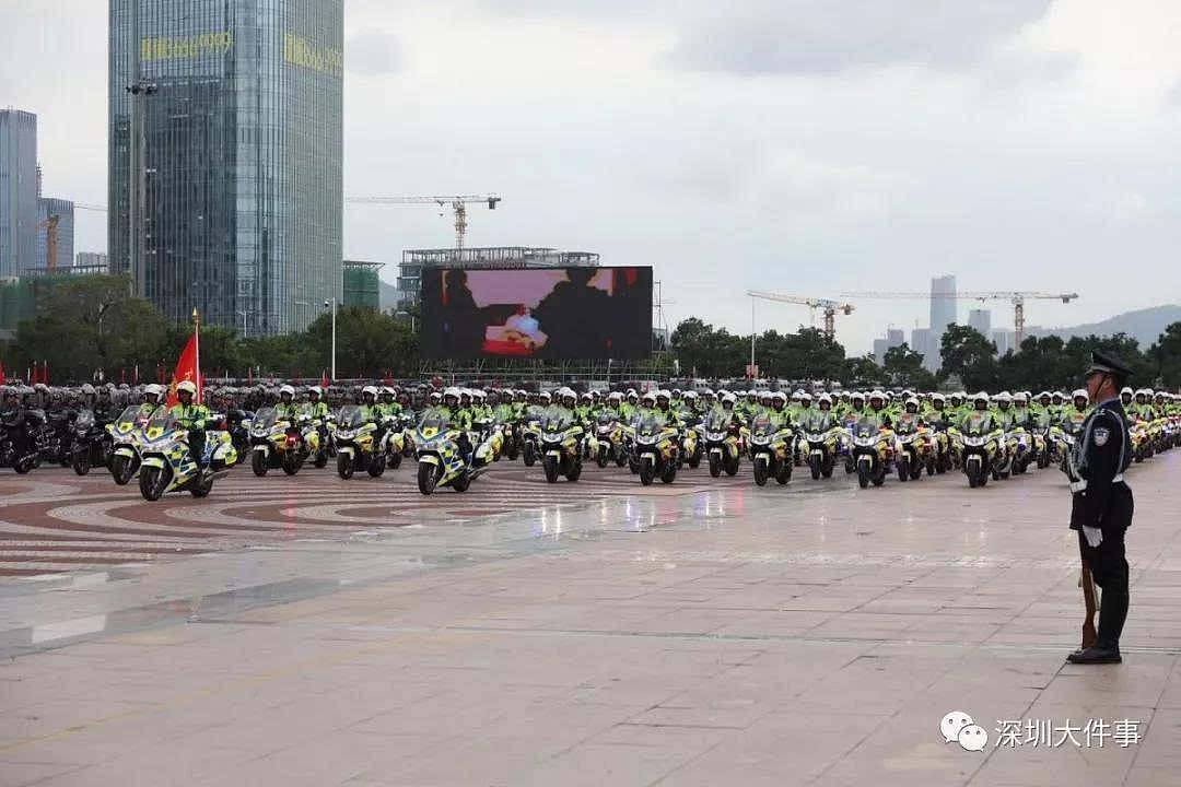 深圳上万警力集结练兵，海陆空都来了，面对袭警暴徒绝不手软（组图） - 24