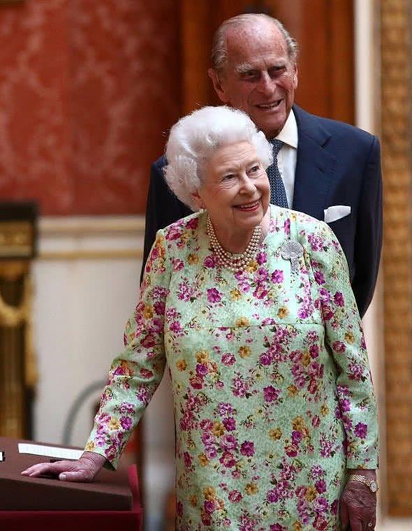 93岁女王为梅根生日送上特别祝福：梅根是她最爱孙媳？