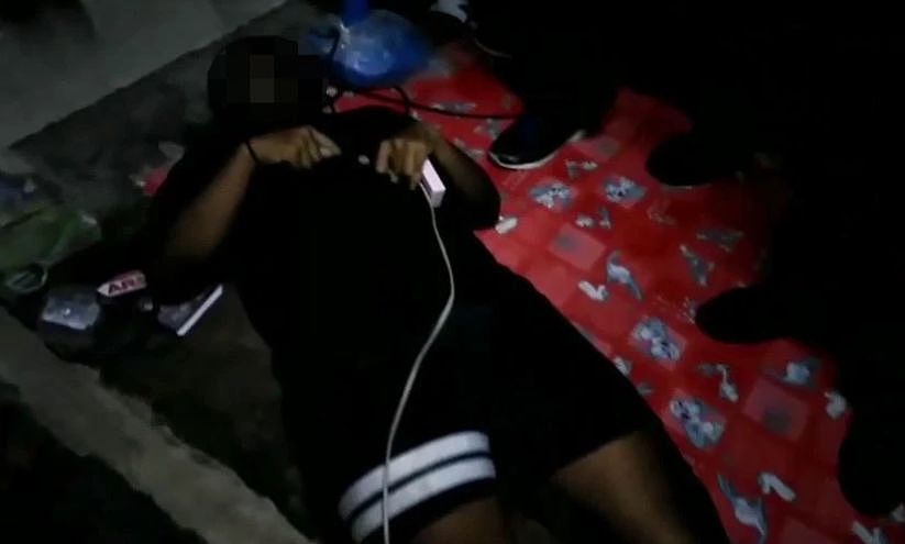 最害怕的事情发生了！睡觉时把iPhone放枕头下充电 19岁少女遭烧伤毁容（组图） - 4