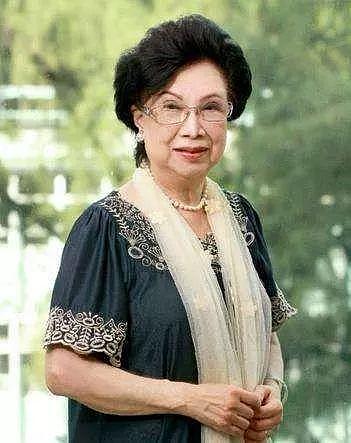 87岁香港电视史上首位女演员病重入院 传已不能进食情况不乐观（组图） - 4