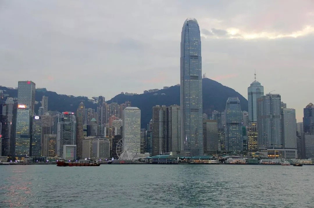 调查显示：近两月香港旅游业从业者收入跌幅近八成（组图） - 14