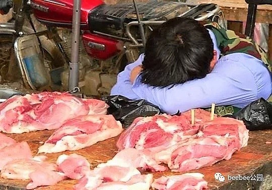 只有中国人敢在任何地方睡午觉！看了这些照片老外震惊了！（组图） - 31