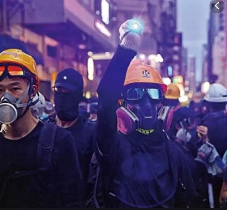 日本自由记者亲历香港“暴力游行”：感觉生命受到了威胁（组图） - 13
