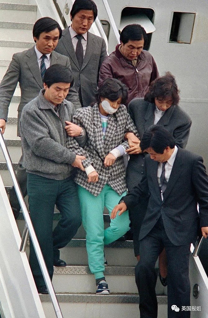 朝鲜美女间谍制造空难、死亡115人！她却被韩国特赦了？（组图） - 19