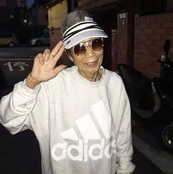 91岁中国奶奶穿搭潮爆全网，引10万网友争相模仿， 因为她，我取关了100个时尚博主 - 19