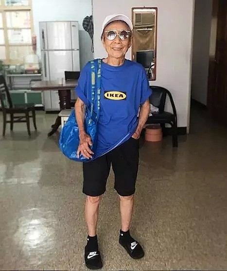 91岁中国奶奶穿搭潮爆全网，引10万网友争相模仿， 因为她，我取关了100个时尚博主 - 21
