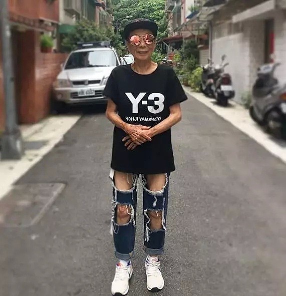 91岁中国奶奶穿搭潮爆全网，引10万网友争相模仿， 因为她，我取关了100个时尚博主 - 28